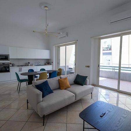 Chiaia Apartment San Pasquale By Dimorra Napoli Bagian luar foto