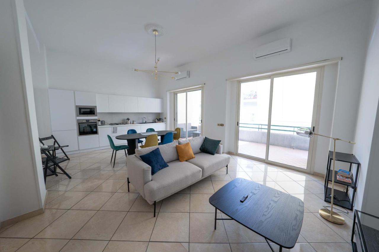 Chiaia Apartment San Pasquale By Dimorra Napoli Bagian luar foto